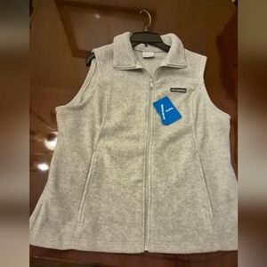 Columbia Light Gray Sleeveless Fleece